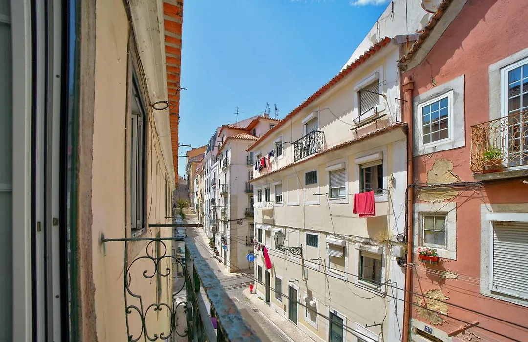 The Blue House - As Portuguesas-1